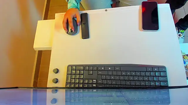  ruby red online show from October 10, 3:33 am