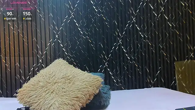 Snapshot of Miss_Ariaa chatting on September 22, 12:25 pm Miss Ariaa online show from September 22, 12:25 pm