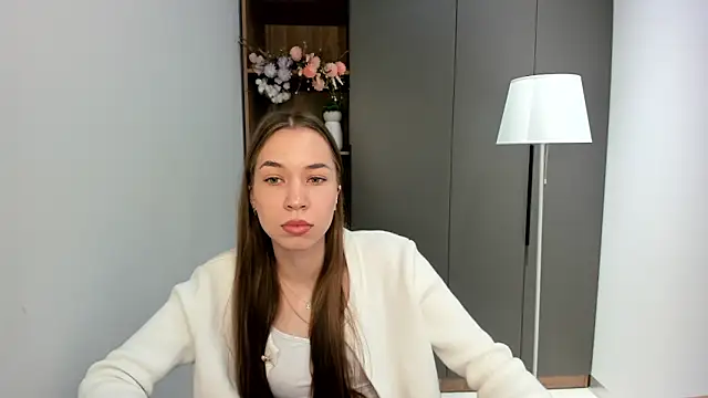 SharleneCarwell online show from September 21, 4:33 am