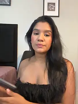 Snapshot of Lyria_Diamond chatting on October 28, 1:22 am Lyria Diamond online show from October 28, 1:22 am