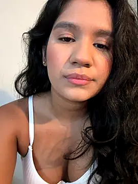 Snapshot of Lyria_Diamond chatting on October 23, 3:34 am Lyria Diamond online show from October 23, 3:34 am