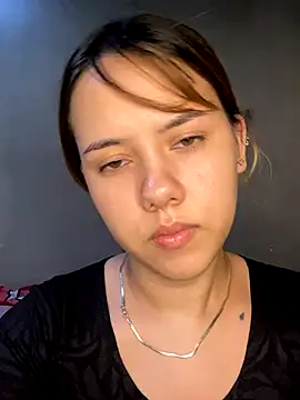 coupleyys online show from December 3, 9:50 pm