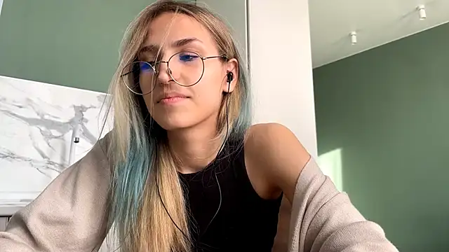 AmeliaCarter online show from September 15, 2:25 pm