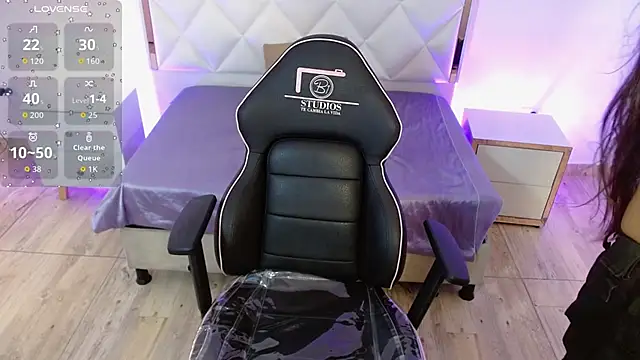 NANAKY TAY online show from October 19, 11:56 am