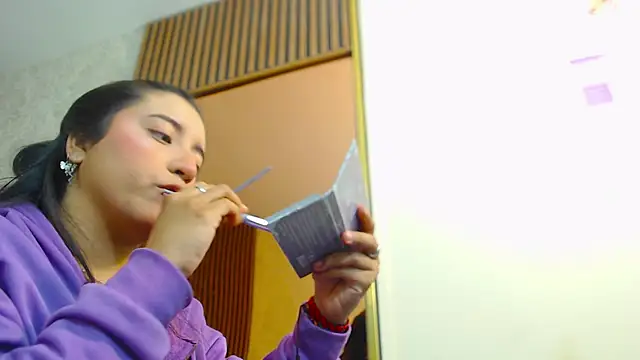 NANAKY TAY online show from October 30, 12:17 pm