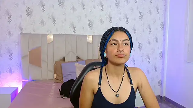 DAKOTA TAY1 online show from October 27, 12:01 pm