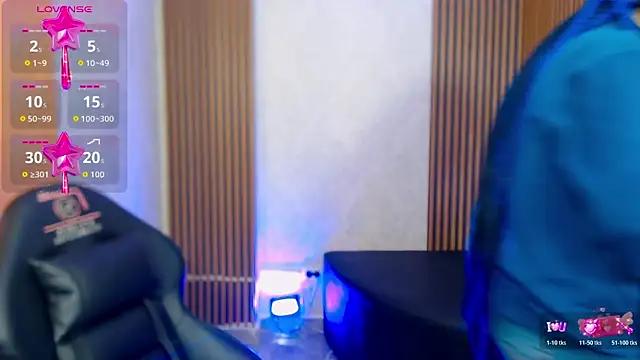 DAKOTA TAY1 online show from October 19, 3:30 am