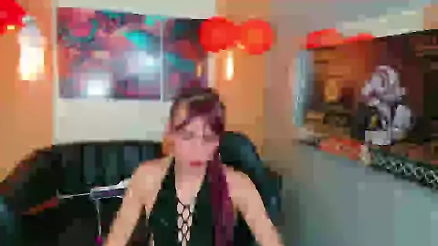 Snapshot of ElectrogoDdess chatting on October 23, 4:18 am ElectrogoDdess online show from October 23, 4:18 am