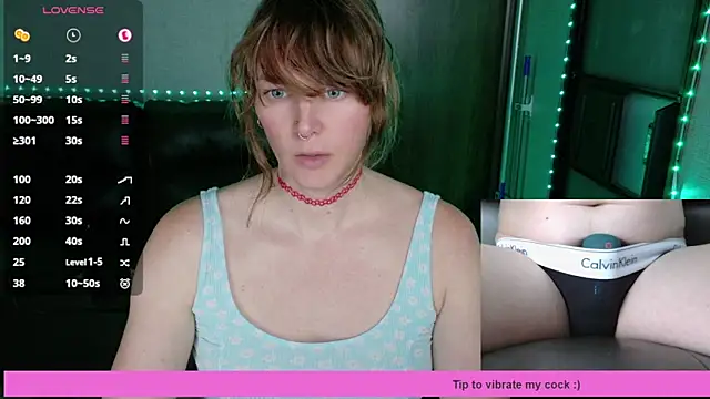 Snapshot of tsellieryder chatting on November 2, 12:14 am tsellieryder online show from November 2, 12:14 am