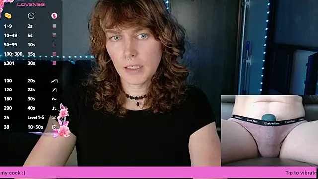 Snapshot of tsellieryder chatting on October 1, 11:53 pm tsellieryder online show from October 1, 11:53 pm