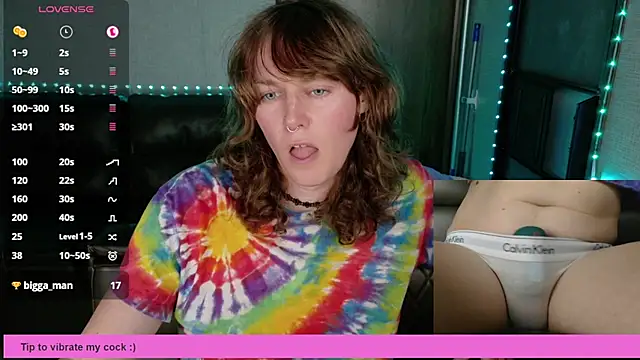 Snapshot of tsellieryder chatting on October 24, 11:01 pm tsellieryder online show from October 24, 11:01 pm