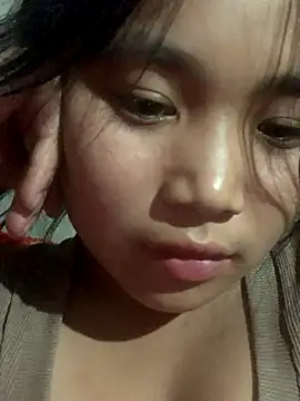 Luna-xinh04 online show from September 13, 1:30 pm