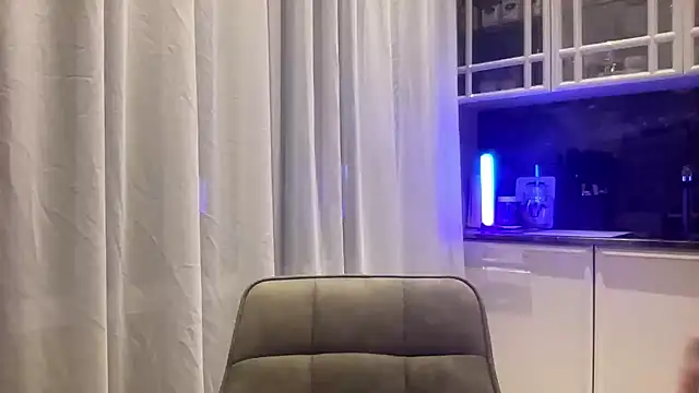 Orlinah online show from November 4, 4:34 pm