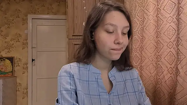 QutieDaSweet online show from October 26, 6:20 am