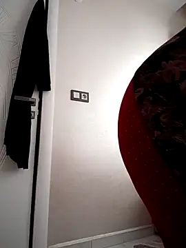 elif25 online show from October 24, 9:16 am