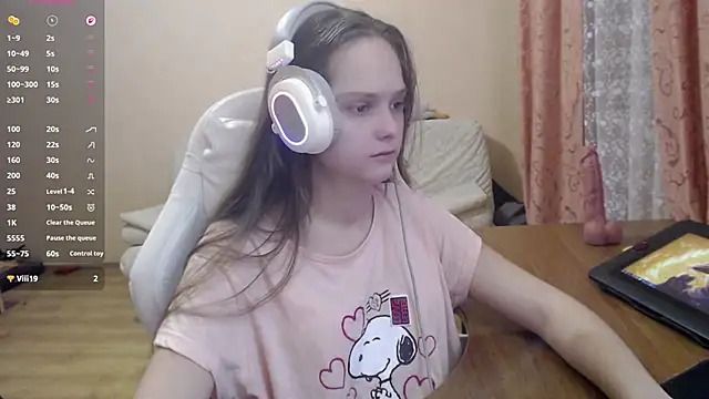 Snapshot of SharybbFace chatting on October 22, 3:39 pm SharybbFace online show from October 22, 3:39 pm