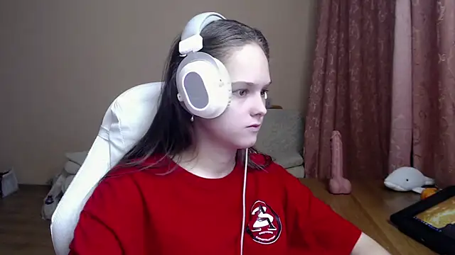 Snapshot of SharybbFace chatting on October 17, 3:37 pm SharybbFace online show from October 17, 3:37 pm