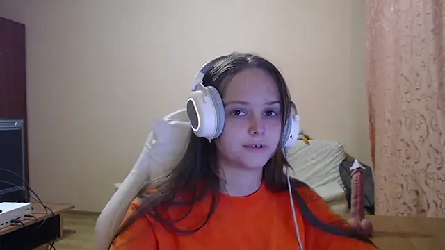 Snapshot of SharybbFace chatting on September 30, 3:50 pm SharybbFace online show from September 30, 3:50 pm