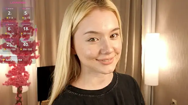 Snapshot of Flirty_lee chatting on October 4, 4:11 pm Flirty lee online show from October 4, 4:11 pm