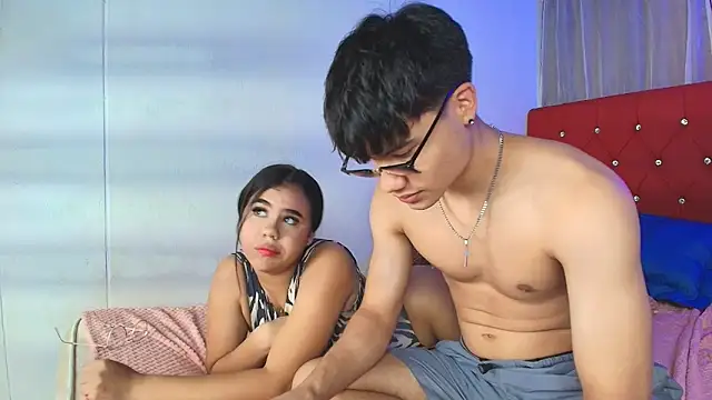 Snapshot of lisa_andruu chatting on October 16, 2:09 pm lisa andruu online show from October 16, 2:09 pm