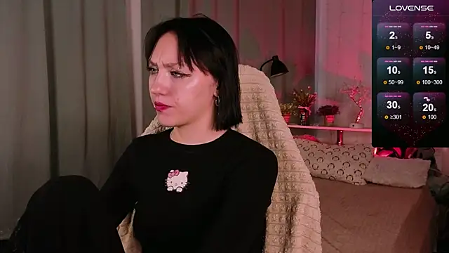 Snapshot of AdeliceLenoir chatting on October 10, 2:00 pm AdeliceLenoir online show from October 10, 2:00 pm