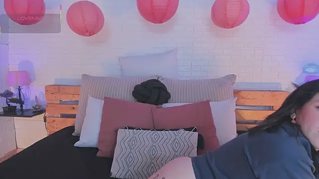 Jensen hill online show from November 4, 2:38 am