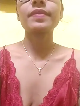 CHOCOLATECOUPLE69 online show from September 14, 6:28 pm
