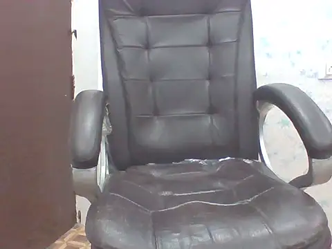 short girl  online show from March 15, 8:22 pm