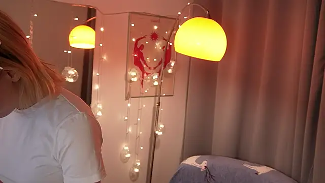 MorgyAsuna  online show from January 15, 7:03 am