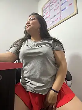 Snapshot of ROUSE_SINCLAIR chatting on October 11, 8:55 pm ROUSE SINCLAIR online show from October 11, 8:55 pm