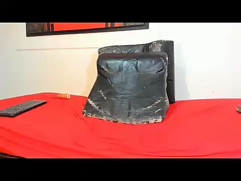 Snapshot of valeriapinkxx chatting on October 8, 2:32 pm valeriapinkxx online show from October 8, 2:32 pm