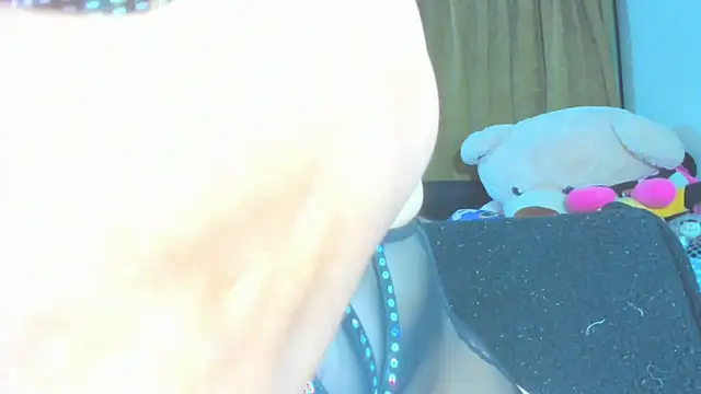 LatinaMature  online show from April 17, 10:06 am