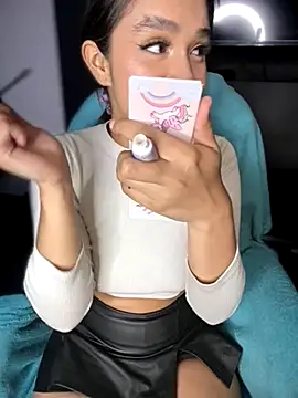 Isabella-Teen online show from October 18, 2:58 am