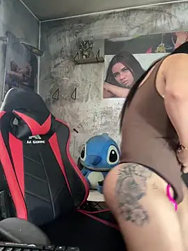 innocenttemplegirl online show from March 25, 10:45 pm