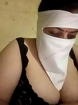 Snapshot of Love-890 chatting on October 16, 4:42 pm Love-890 online show from October 16, 4:42 pm