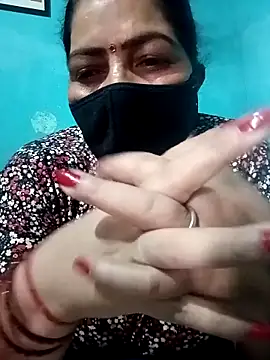 Snapshot of Love-890 chatting on September 28, 7:25 am Love-890 online show from September 28, 7:25 am