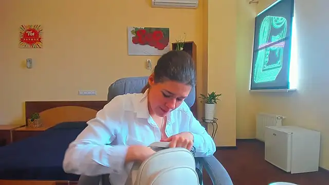 Snapshot of Joannia chatting on September 25, 7:07 am Joannia online show from September 25, 7:07 am