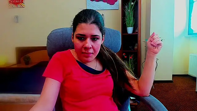 Snapshot of Joannia chatting on November 2, 9:45 am Joannia online show from November 2, 9:45 am