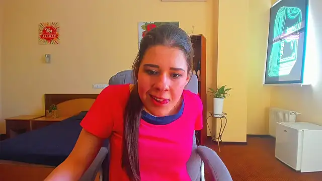 Snapshot of Joannia chatting on September 28, 8:30 am Joannia online show from September 28, 8:30 am