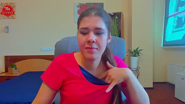 Snapshot of Joannia chatting on October 9, 7:12 am Joannia online show from October 9, 7:12 am