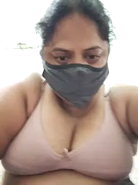 Snapshot of Mmm143 chatting on September 21, 2:54 am Mmm143 online show from September 21, 2:54 am