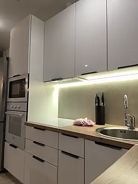 FriendlyFire 18 online show from November 21, 8:55 pm