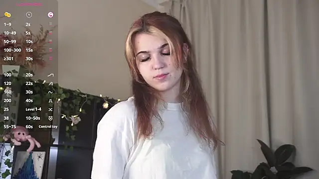 Snapshot of Sofia_Tetsu chatting on October 29, 8:11 pm Sofia Tetsu online show from October 29, 8:11 pm