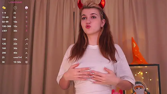 Snapshot of Sofia_Tetsu chatting on October 21, 8:51 am Sofia Tetsu online show from October 21, 8:51 am