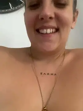 Snapshot of anonyme_hot47 chatting on October 19, 12:29 pm anonyme hot47 online show from October 19, 12:29 pm