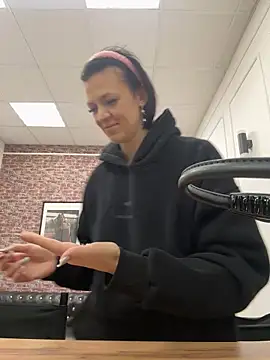 EmmaStarkk online show from September 27, 4:19 am