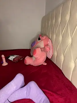 MichelleOf online show from September 19, 8:35 am