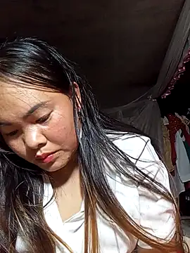 emilyzz online show from January 12, 2:00 pm