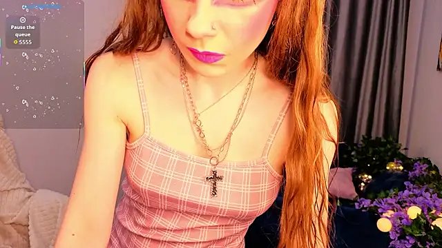 KarenSmitht online show from February 6, 4:43 pm