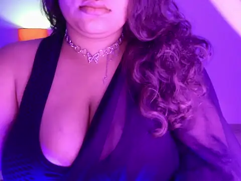  Ameera  online show from December 14, 8:03 pm